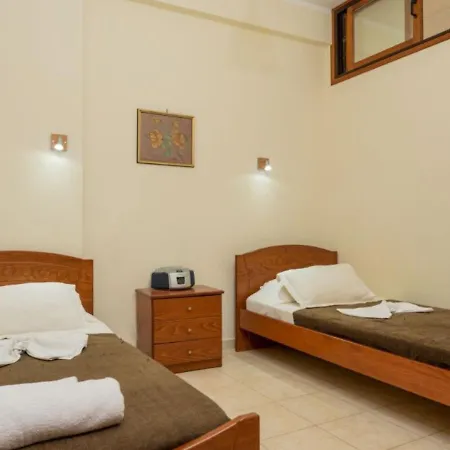 Xristinas Seaside Apartments Kolymbari Extérieur photo