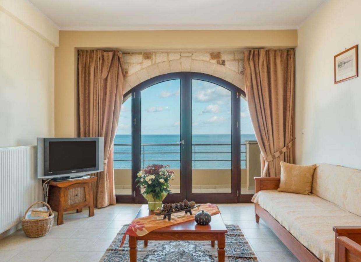 Xristinas Seaside Kolimvárion